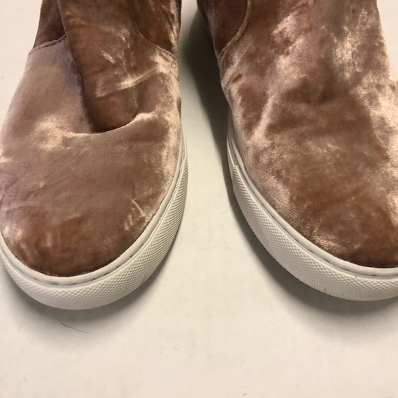 Gentle Souls by Kenneth Cole Women's Carter High-Top Sneakers - Picture 5 of 7